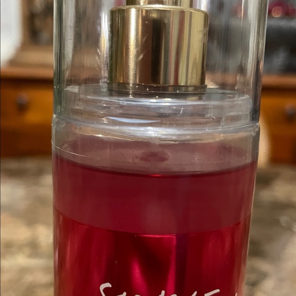 Bath and Bodyworks Rippened Raspberry ( Discontinued) - Picture 3 of 4